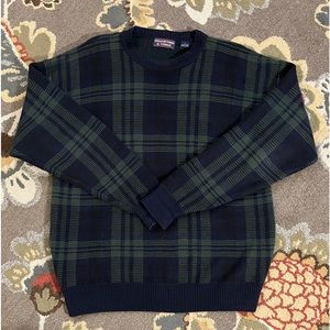 Roundtree & Yorke Crewneck